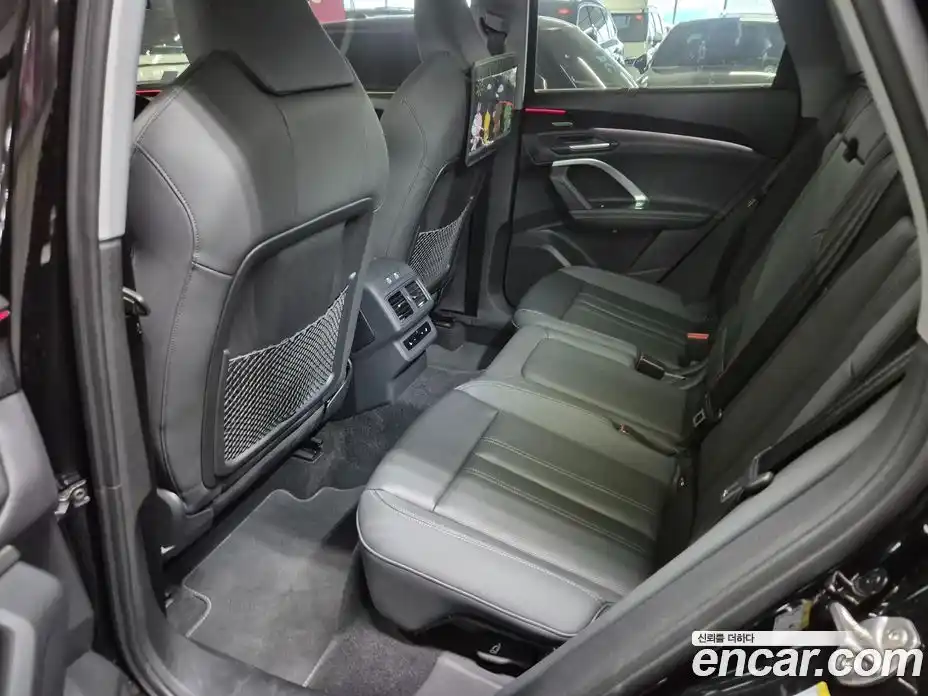 Audi Q5 2025 2.0 Автомат в Москве № 188929, фото 9