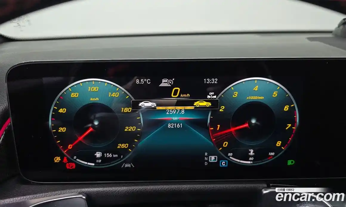 Mercedes-Benz GLB-Class 2021 2.0 Автомат в Москве № 195086, фото 17