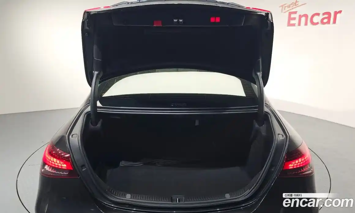 Mercedes-Benz E-Class 2022 3.0 Автомат в Москве № 195244, фото 3