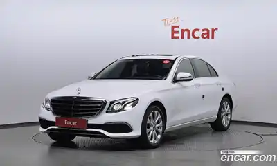 Mercedes-Benz E-Class 2018 2.0 Автомат в Москве № 195553, миниатюра 11