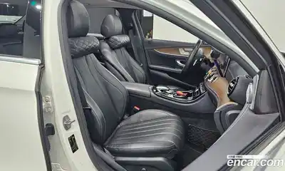 Mercedes-Benz E-Class 2018 2.0 Автомат в Москве № 195553, миниатюра 12