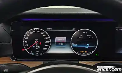 Mercedes-Benz E-Class 2018 2.0 Автомат в Москве № 195553, миниатюра 2