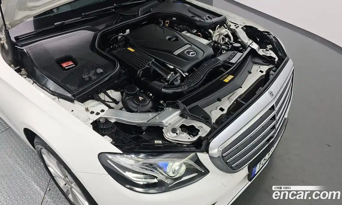 Mercedes-Benz E-Class 2018 2.0 Автомат в Москве № 195553, фото 5