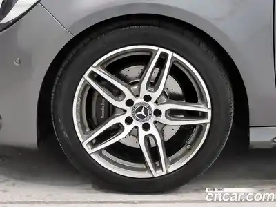 Mercedes-Benz CLA-Class 2018 2.0 Автомат в Москве № 195597, миниатюра 5