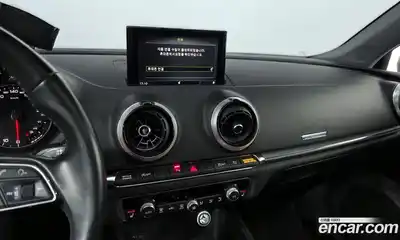 Audi A3 2018 2.0 Автомат в Москве № 196229, миниатюра 5