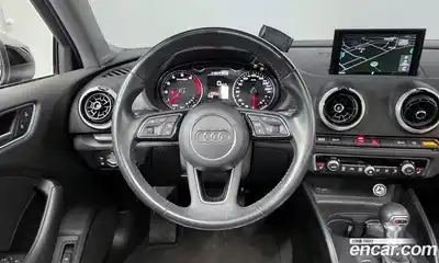 Audi A3 2018 2.0 Автомат в Москве № 196229, миниатюра 9