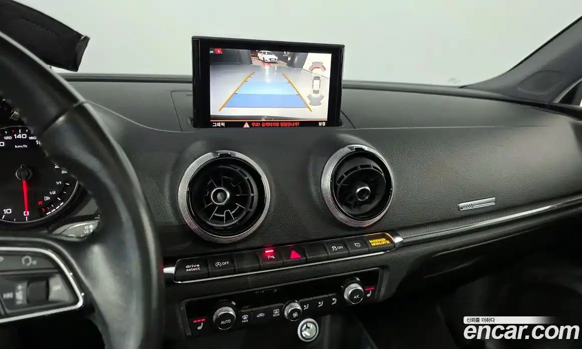 Audi A3 2018 2.0 Автомат в Москве № 196229, фото 10