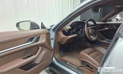 Porsche Taycan 2021 0.1 Автомат в Москве № 197346, миниатюра 11