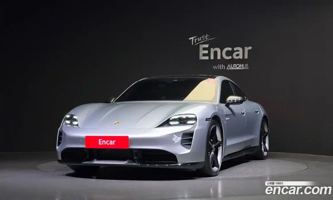 Porsche Taycan 2021 0.1 Автомат в Москве № 197346, фото 3