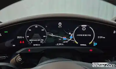 Porsche Taycan 2021 0.1 Автомат в Москве № 197346, миниатюра 8