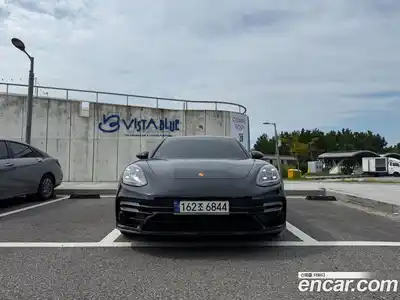 Porsche Panamera, 2024