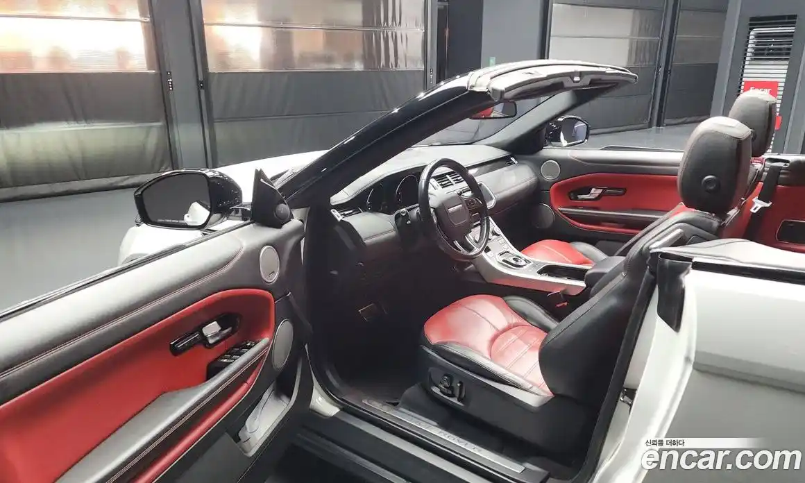 Land Rover Range-Rover Evoque 2017 2.0 Автомат в Москве № 198210, фото 15