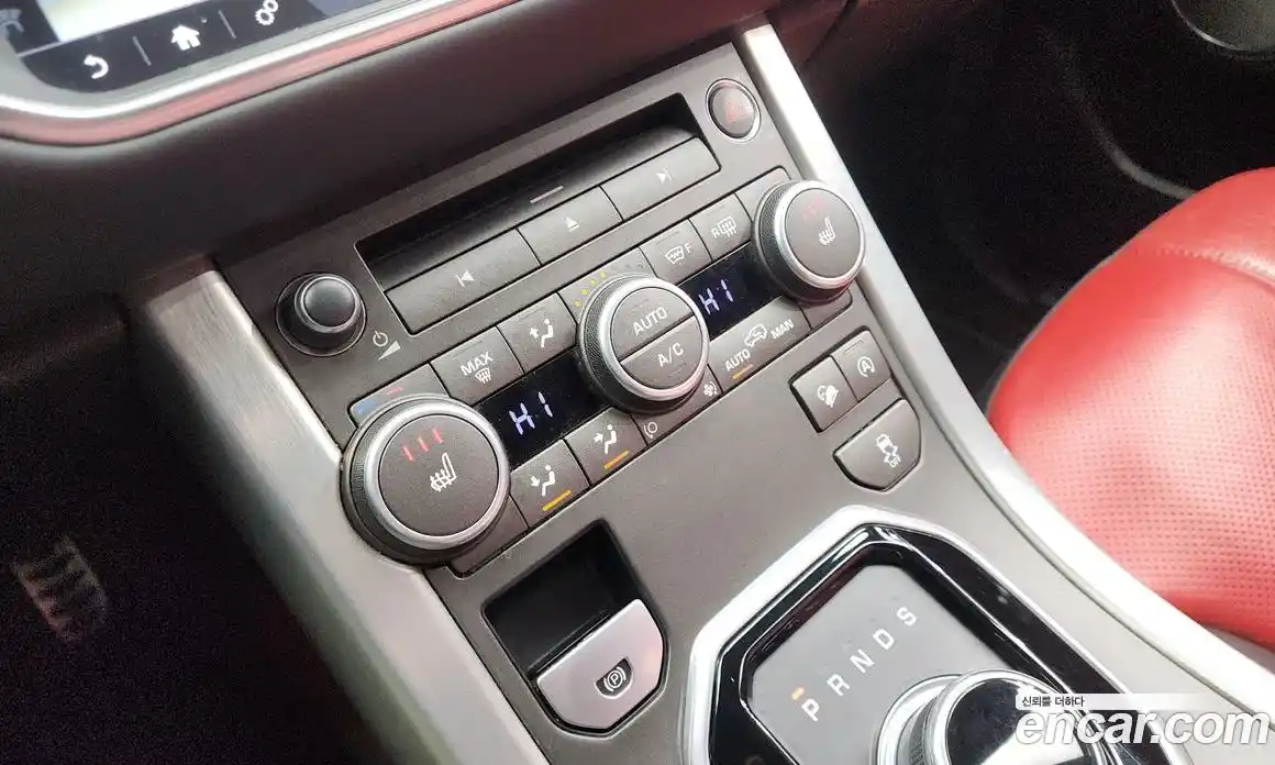 Land Rover Range-Rover Evoque 2017 2.0 Автомат в Москве № 198210, фото 19