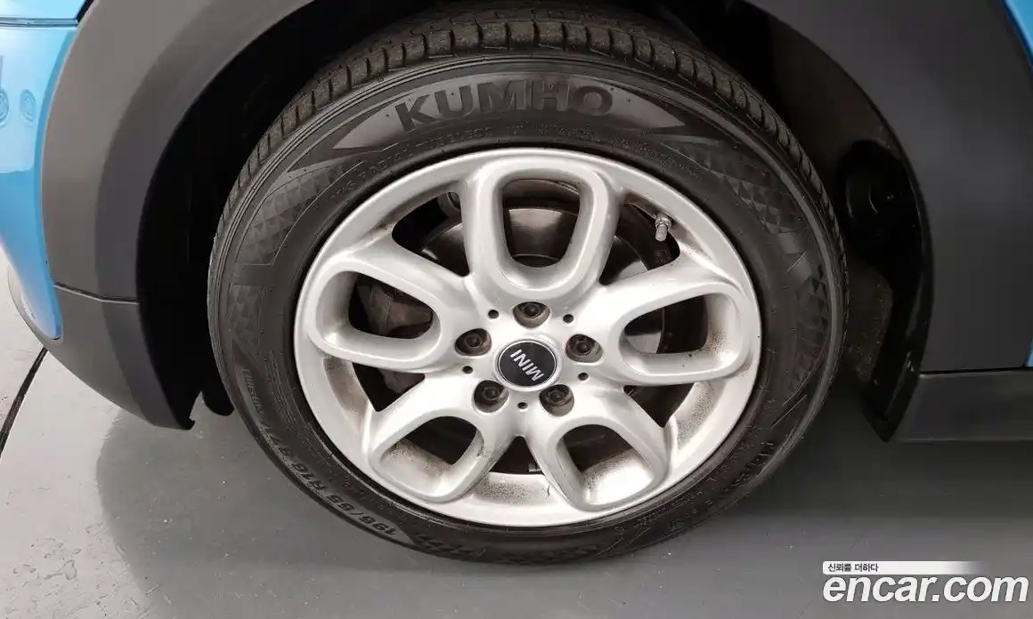 Mini Cooper 2015 1.5 Автомат в Москве № 198444, фото 13