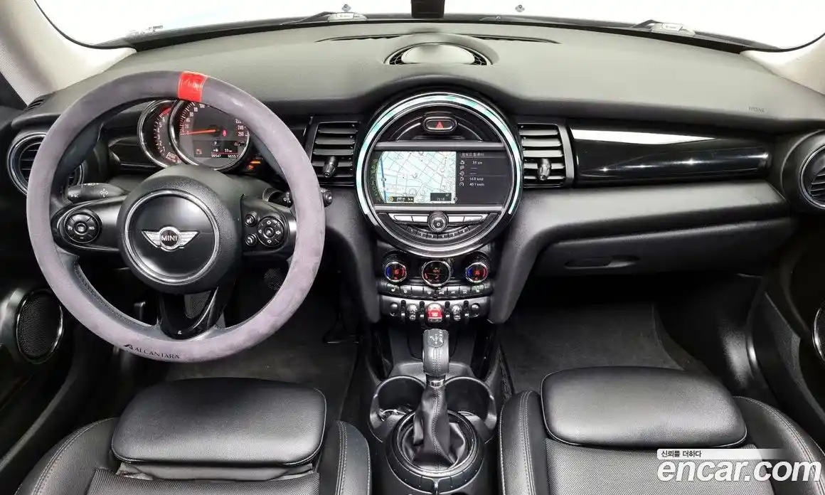 Mini Cooper 2015 1.5 Автомат в Москве № 198444, фото 19