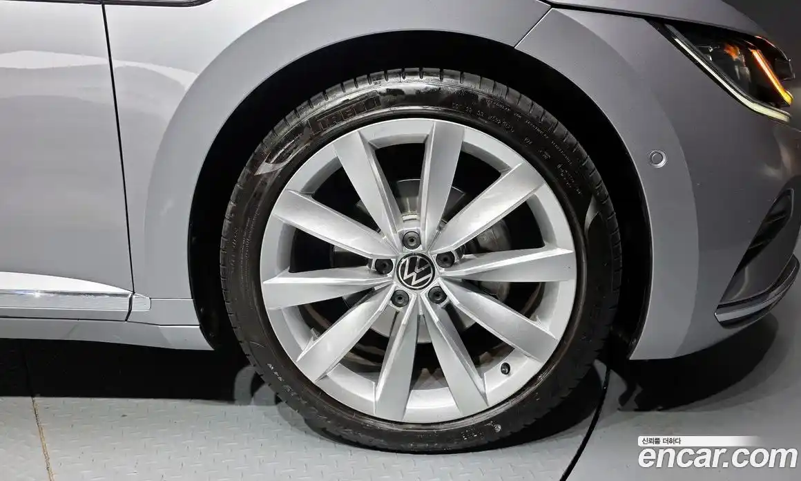 Volkswagen Arteon 2022 2.0 Автомат в Москве № 198982, фото 19