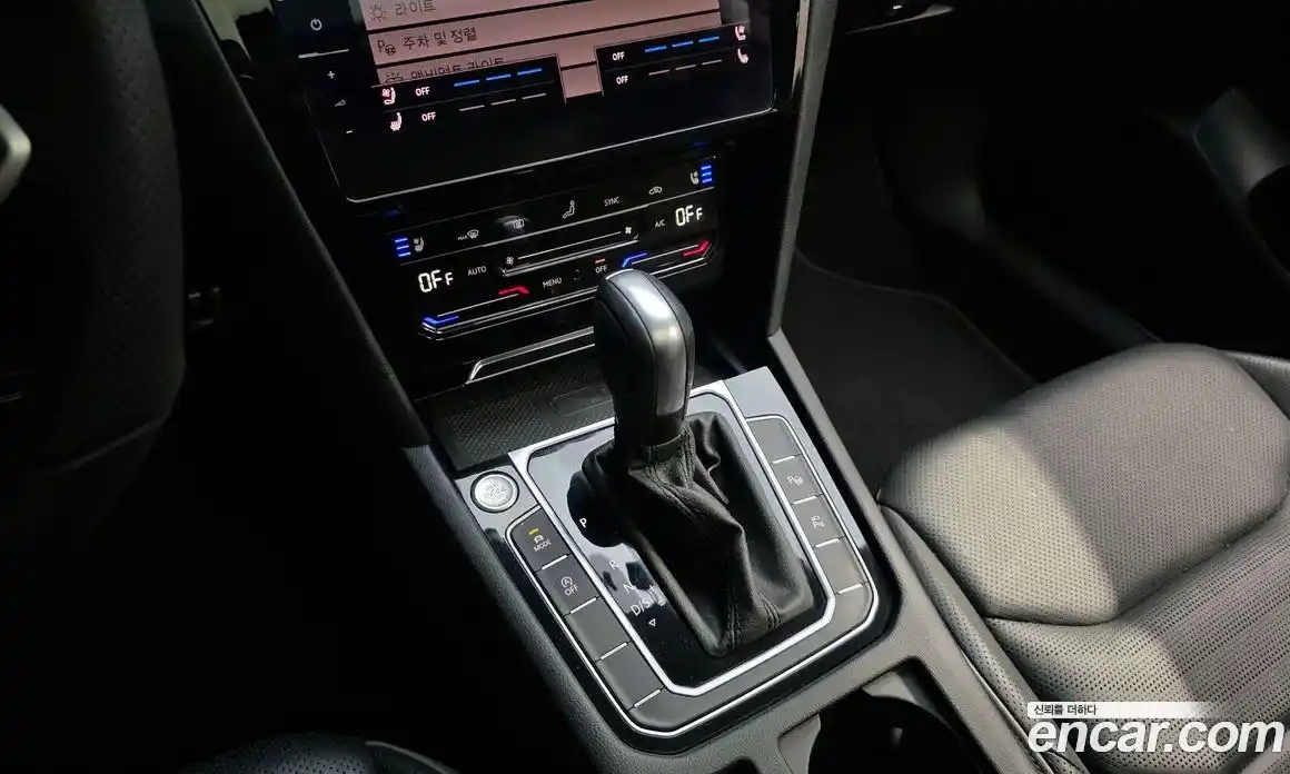 Volkswagen Arteon 2022 2.0 Автомат в Москве № 198982, фото 4