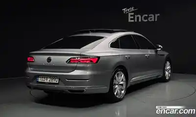 Volkswagen Arteon 2022 2.0 Автомат в Москве № 198982, миниатюра 7