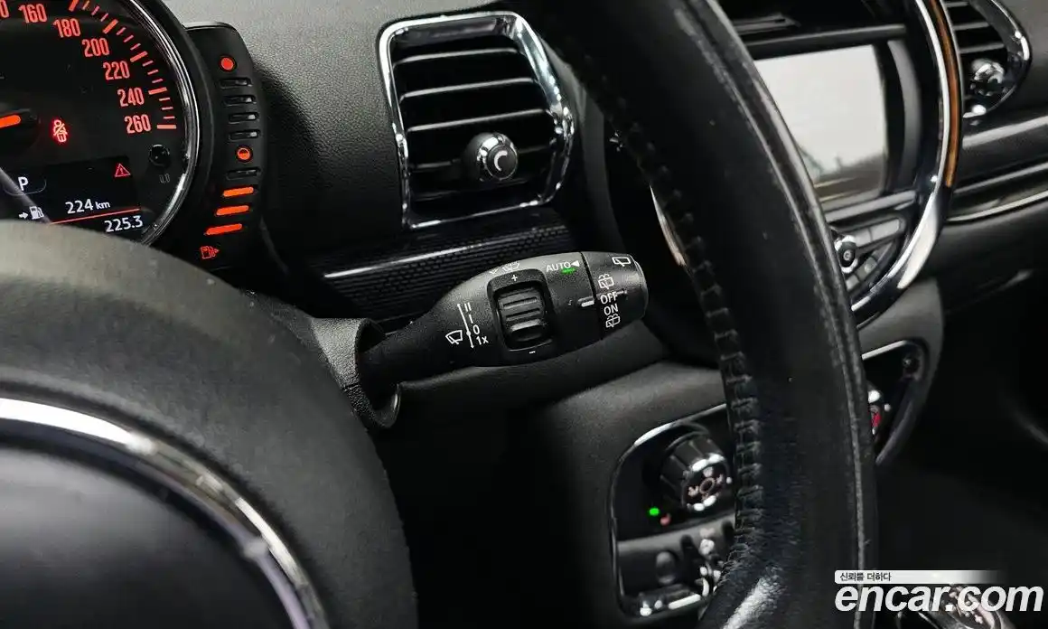 Mini Clubman 2016 1.5 Автомат в Москве № 200976, фото 18