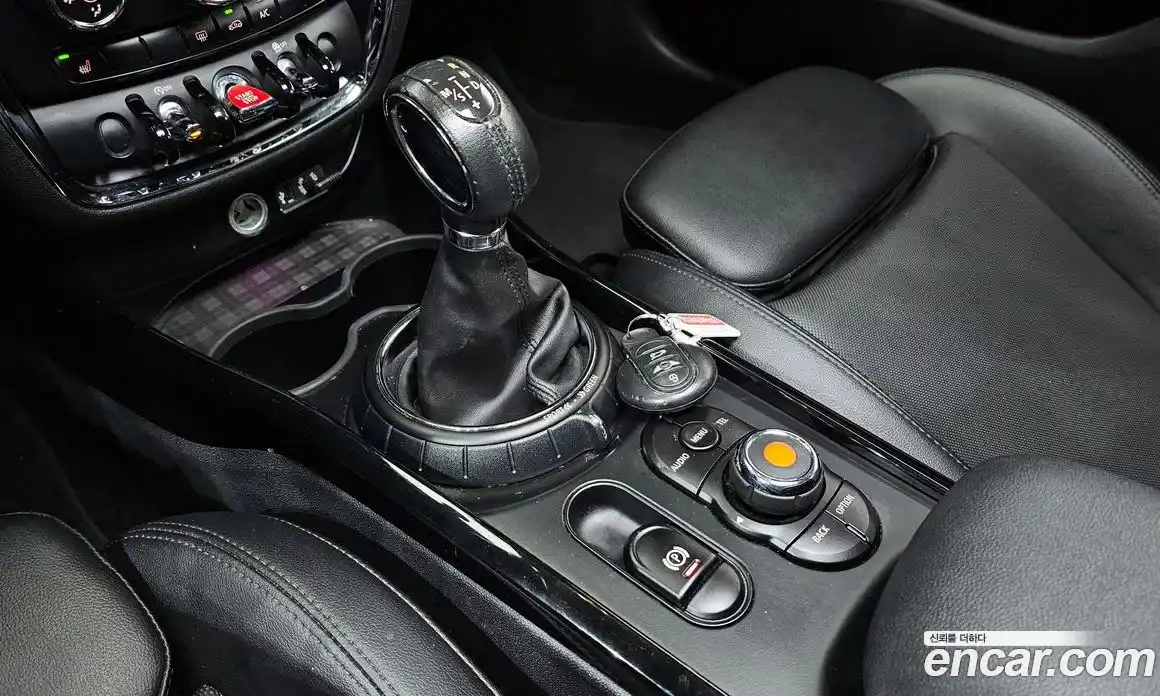 Mini Clubman 2016 1.5 Автомат в Москве № 200976, фото 9