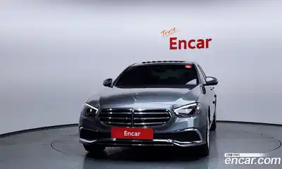 Mercedes-Benz E-Class, 2022