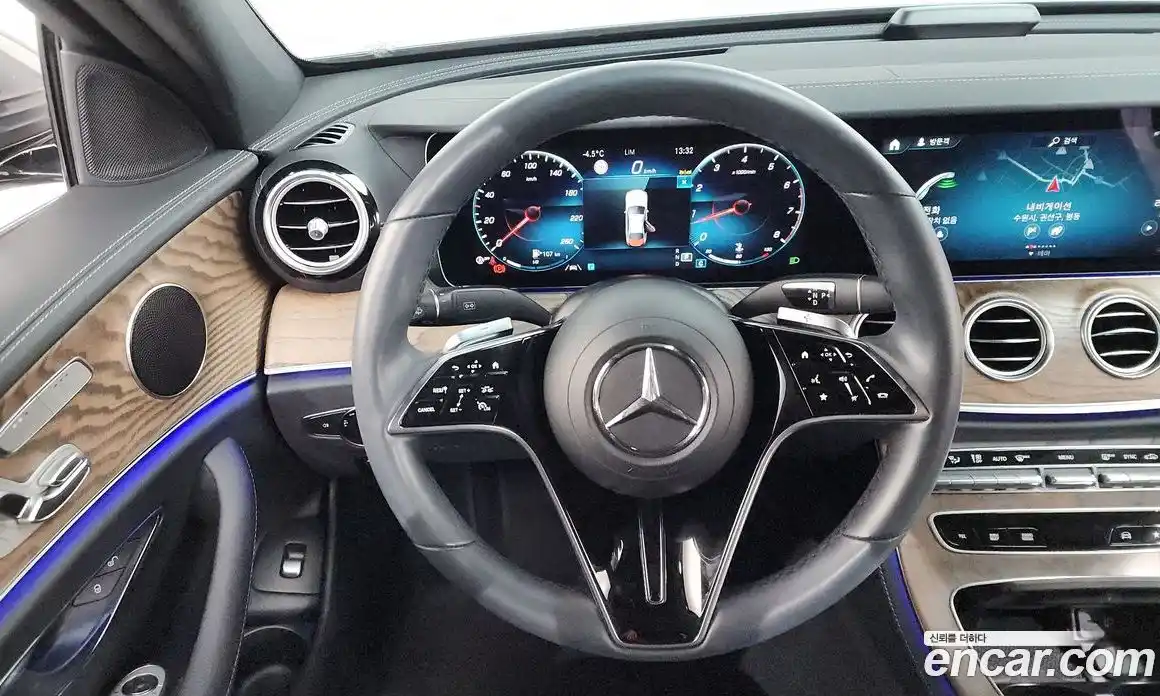 Mercedes-Benz E-Class 2022 2.0 Автомат в Москве № 202709, фото 20