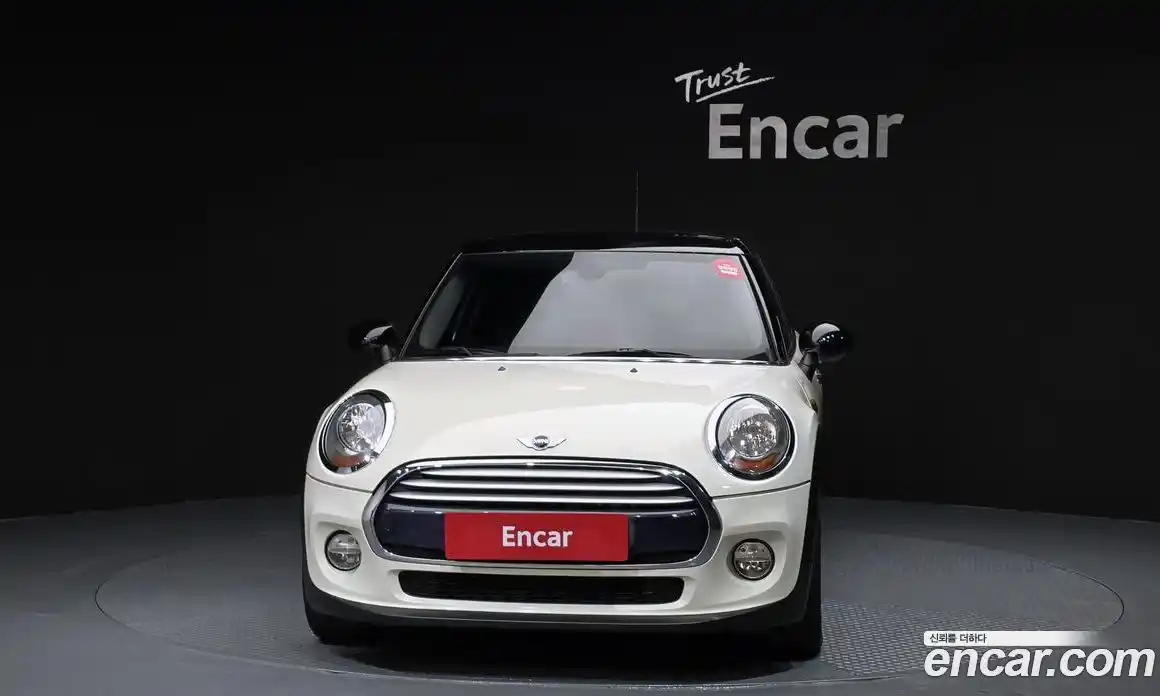 Mini Cooper 2015 1.5 Автомат в Москве № 207649, фото 19