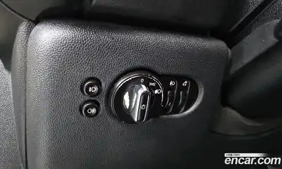 Mini Cooper 2015 1.5 Автомат в Москве № 207649, миниатюра 5