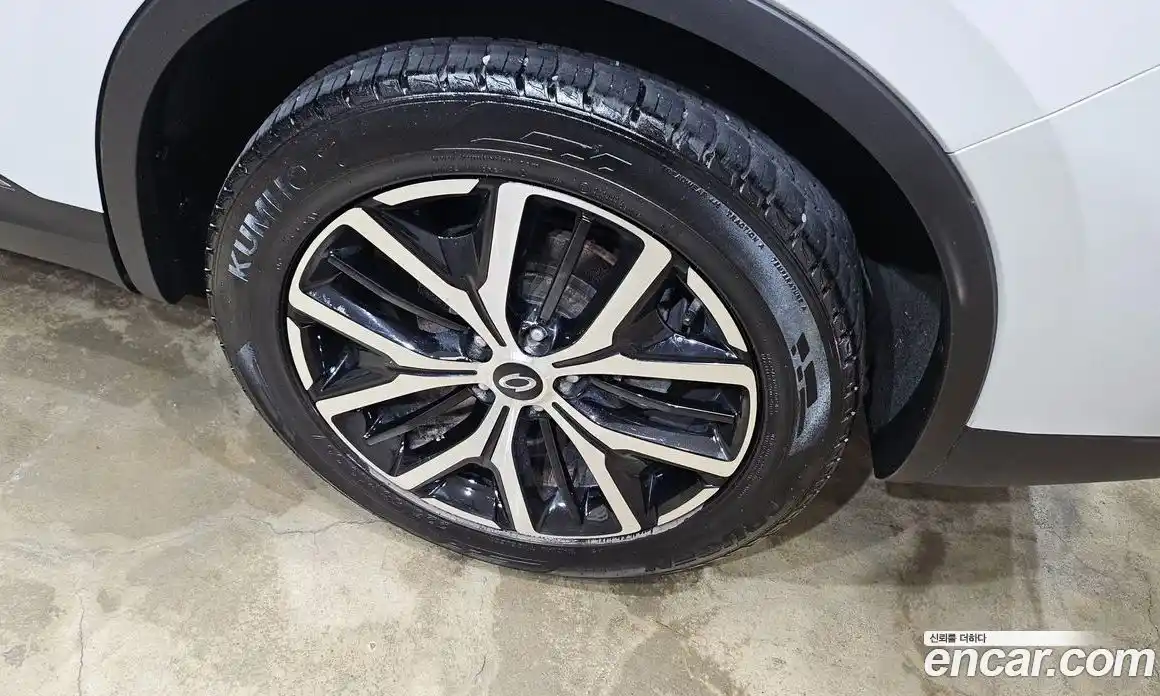 Renault QM6 2023 2.0 Автомат в Москве № 209723, фото 18