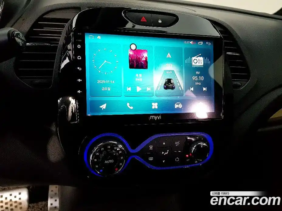 Renault QM3 2017 1.5 Автомат в Москве № 209859, фото 12