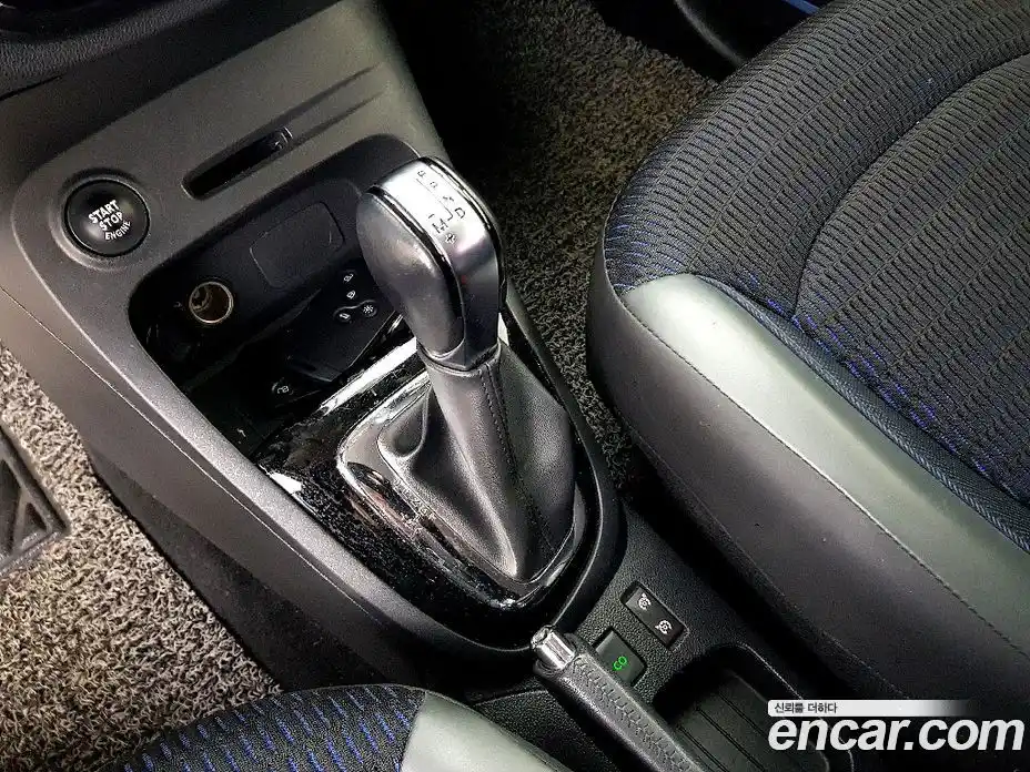 Renault QM3 2017 1.5 Автомат в Москве № 209859, фото 13