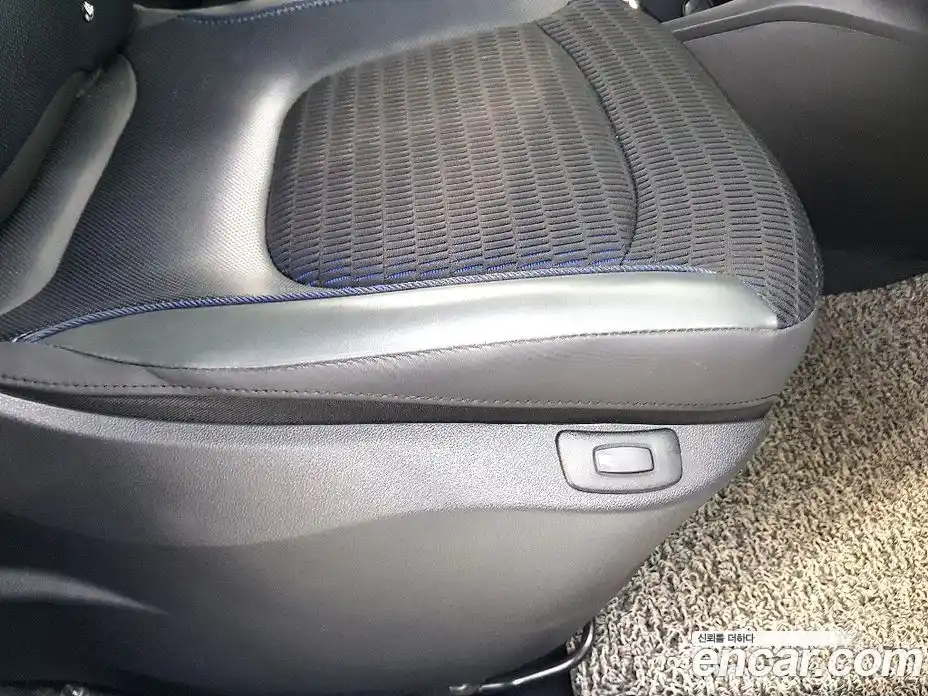 Renault QM3 2017 1.5 Автомат в Москве № 209859, фото 16