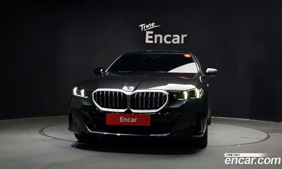 BMW 5-Series 2025 2.0 Автомат в Москве № 210399, фото 14