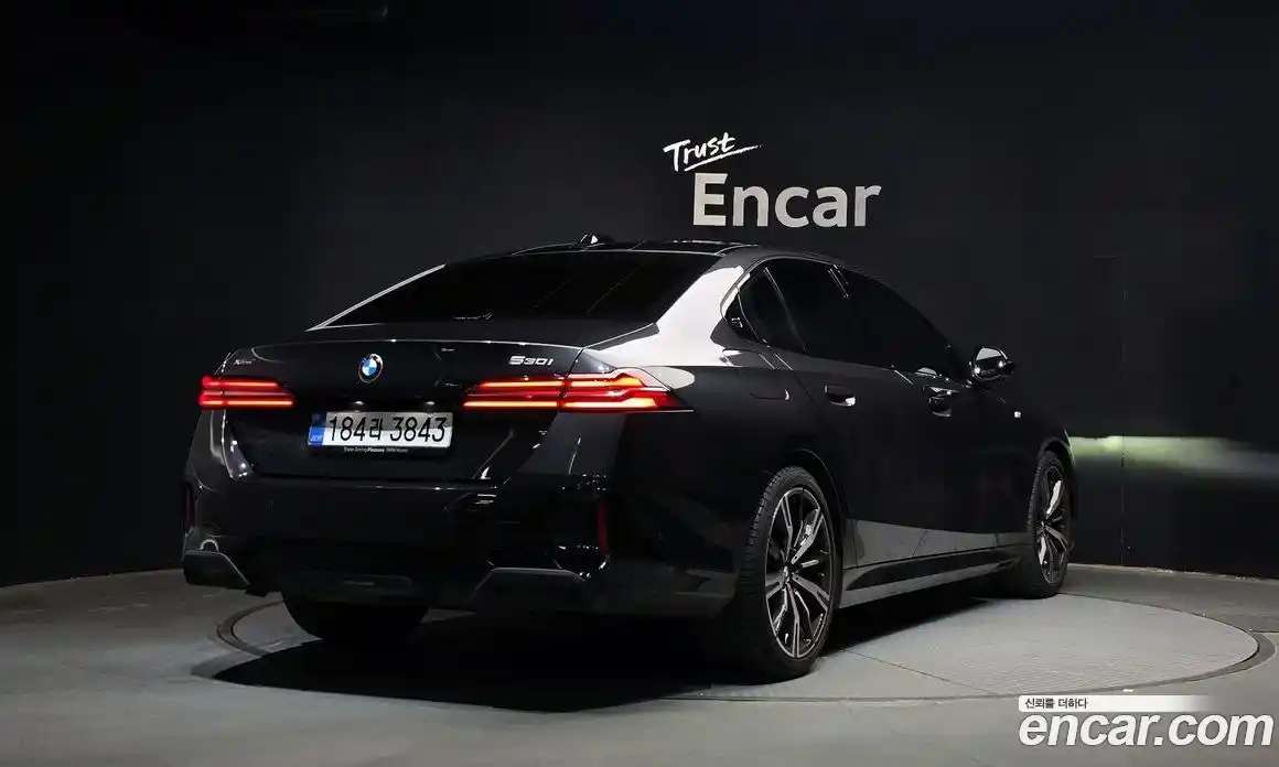 BMW 5-Series 2025 2.0 Автомат в Москве № 210399, фото 20