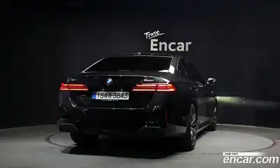 BMW 5-Series 2025 2.0 Автомат в Москве № 210399, миниатюра 3