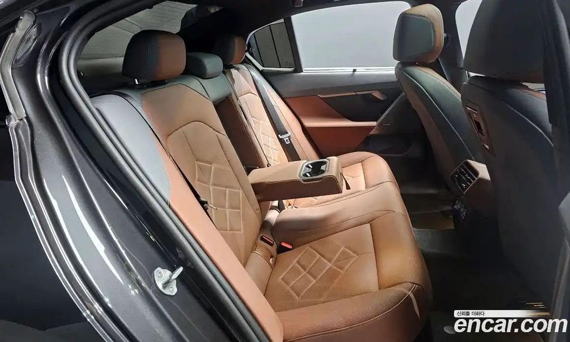 BMW 5-Series 2025 2.0 Автомат в Москве № 210399, фото 6