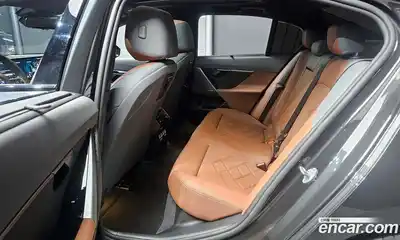 BMW 5-Series 2025 2.0 Автомат в Москве № 210399, миниатюра 10