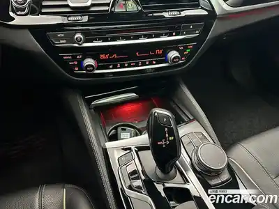 BMW 5-Series 2018 2.0 Автомат в Москве № 211723, миниатюра 11