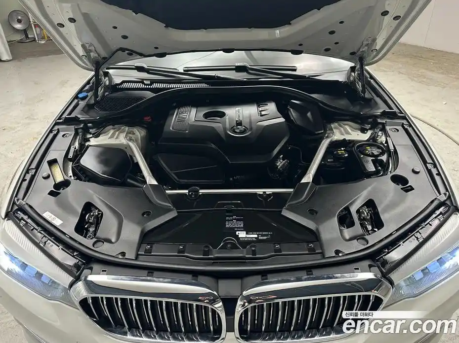 BMW 5-Series 2018 2.0 Автомат в Москве № 211723, фото 18