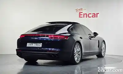 Porsche Panamera, 2018