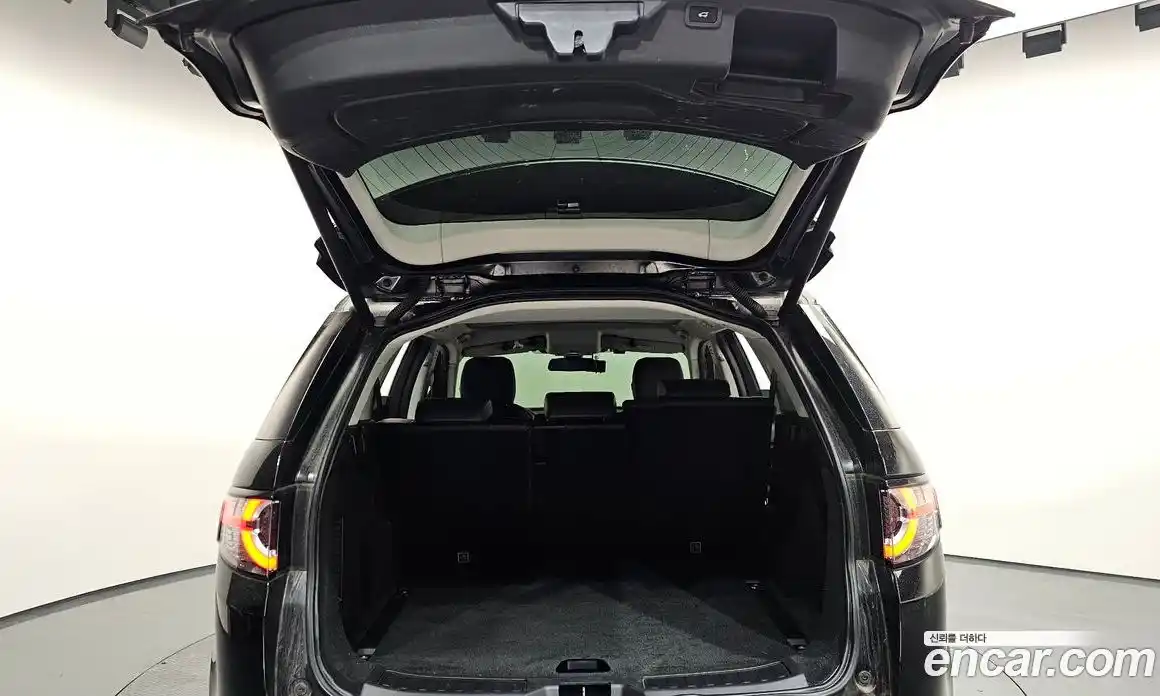 Land Rover Discovery Sport 2018 2.0 Автомат в Москве № 213627, фото 20