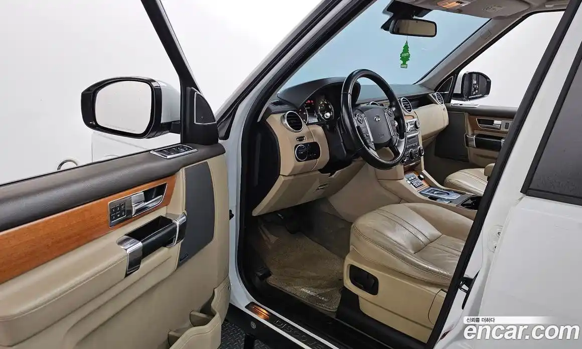 Land Rover Discovery 2015 3.0 Автомат в Москве № 213814, фото 19