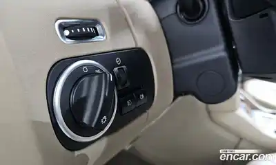 Land Rover Discovery 2015 3.0 Автомат в Москве № 213814, миниатюра 9