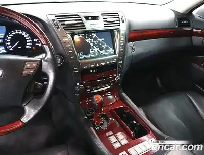 Lexus LS 2008 4.6 Автомат в Москве № 214850, миниатюра 11