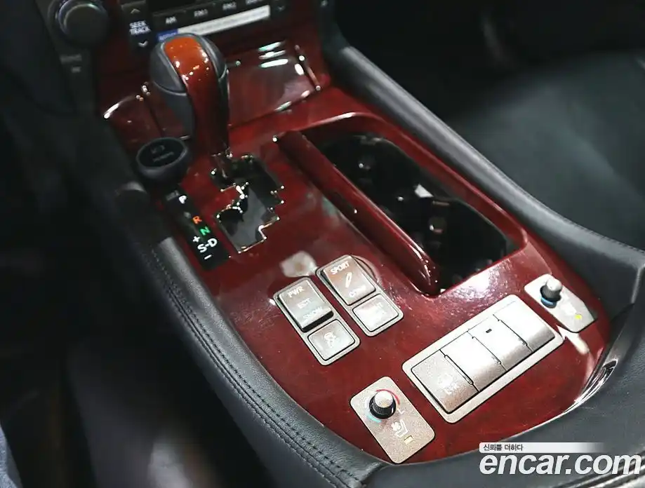 Lexus LS 2008 4.6 Автомат в Москве № 214850, фото 14