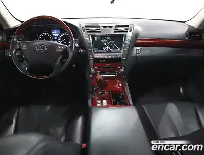 Lexus LS 2008 4.6 Автомат в Москве № 214850, миниатюра 5