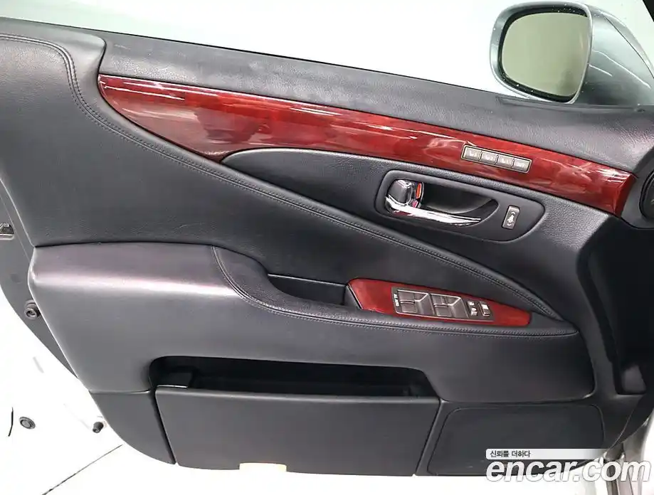 Lexus LS 2008 4.6 Автомат в Москве № 214850, фото 8