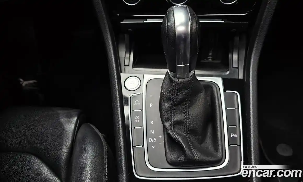 Volkswagen Golf 2014 2.0 Автомат в Москве № 215256, фото 9