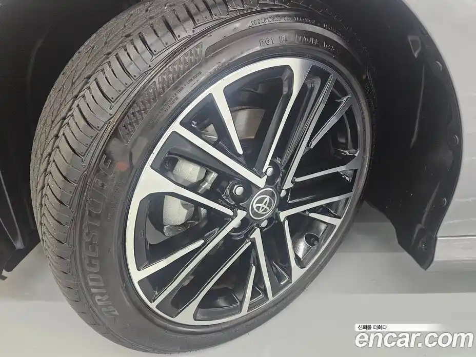 Toyota Camry 2025 2.5 Вариатор в Москве № 215581, фото 17