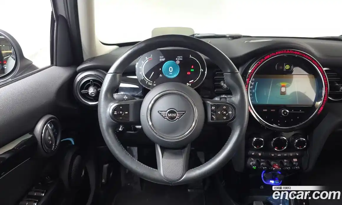 Mini Cooper 2024 1.5 Автомат в Москве № 222097, фото 11